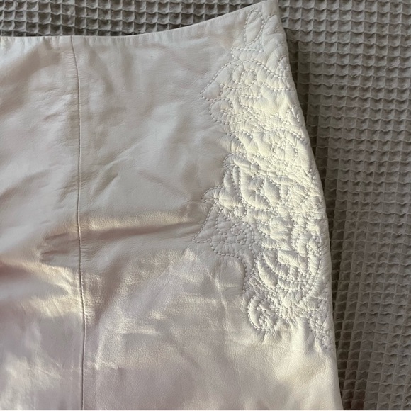 ZARA white cream leather mini skirt Embroidered - Picture 4 of 4